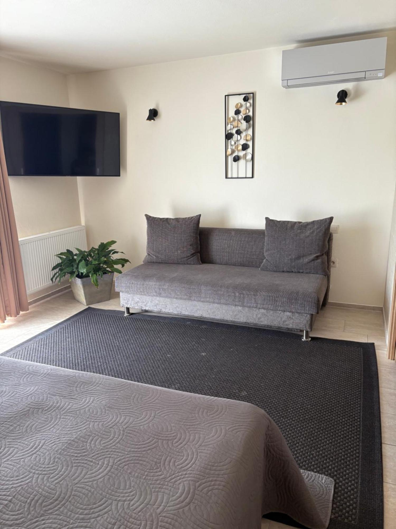 Apartmany I - Kafe ボイニツェ エクステリア 写真