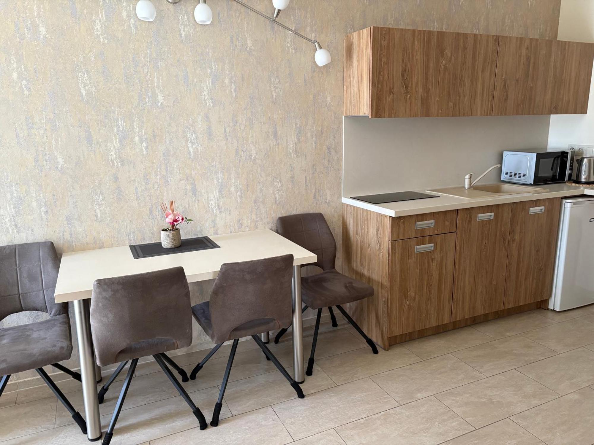 Apartmany I - Kafe ボイニツェ エクステリア 写真